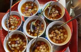 Hà Giang’s thắng dền cake lures foodies’ interests