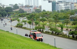 Hanoi launches new bus city tour for sightseeing experience