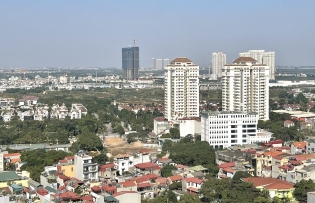 International experts advise Hanoi on green growth