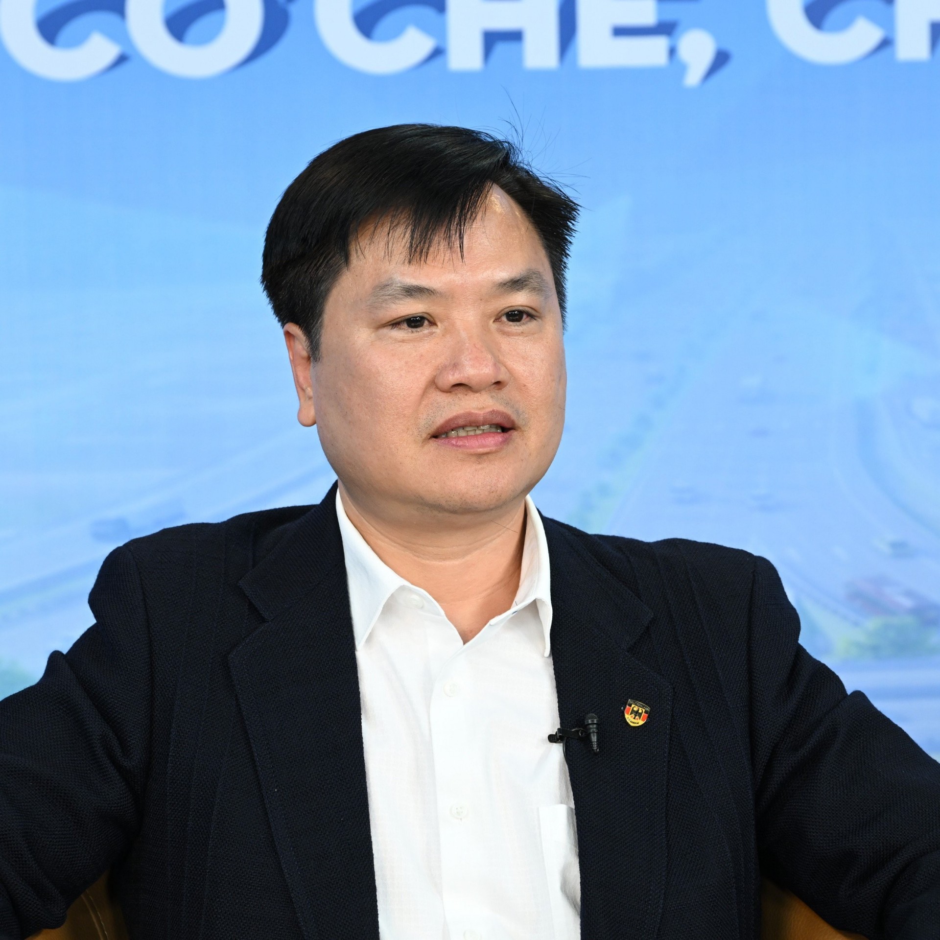 Duong Ba Duc, Director of the Ministry of Finance’s Department of Investment