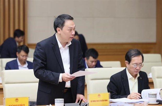 Deputy Minister of Information and Communications Nguyen Huy Dung addresses the meeting (Photo: VNA)