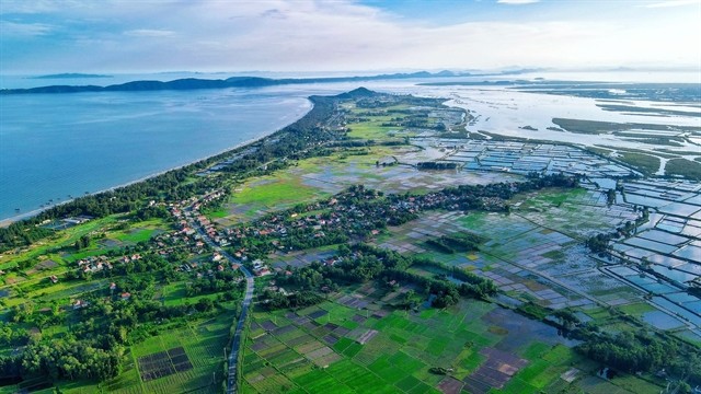 Bình Ngọc is viewed from above. Bình Ngọc is viewed from above.