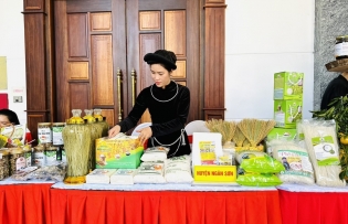 Difficulties in sales of OCOP products