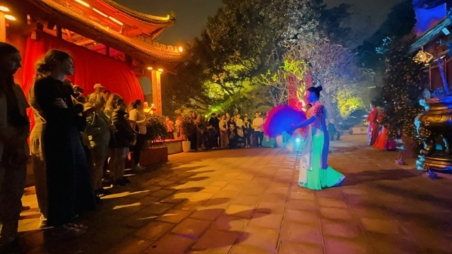 A folk dancing performance at the show. — VNS Photo Lê Hương A folk dancing performance at the show. — VNS Photo Lê Hương