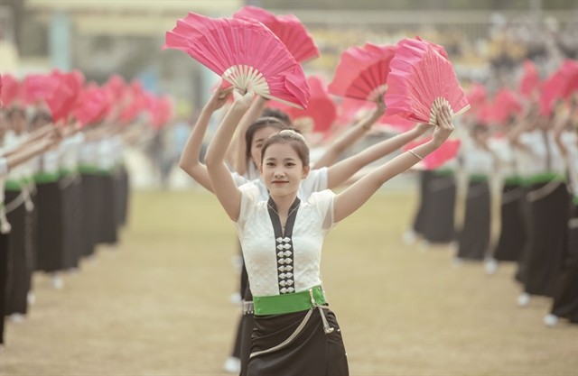 All artists try to show audience the typical beauty of the dance. All artists try to show audience the typical beauty of the dance.