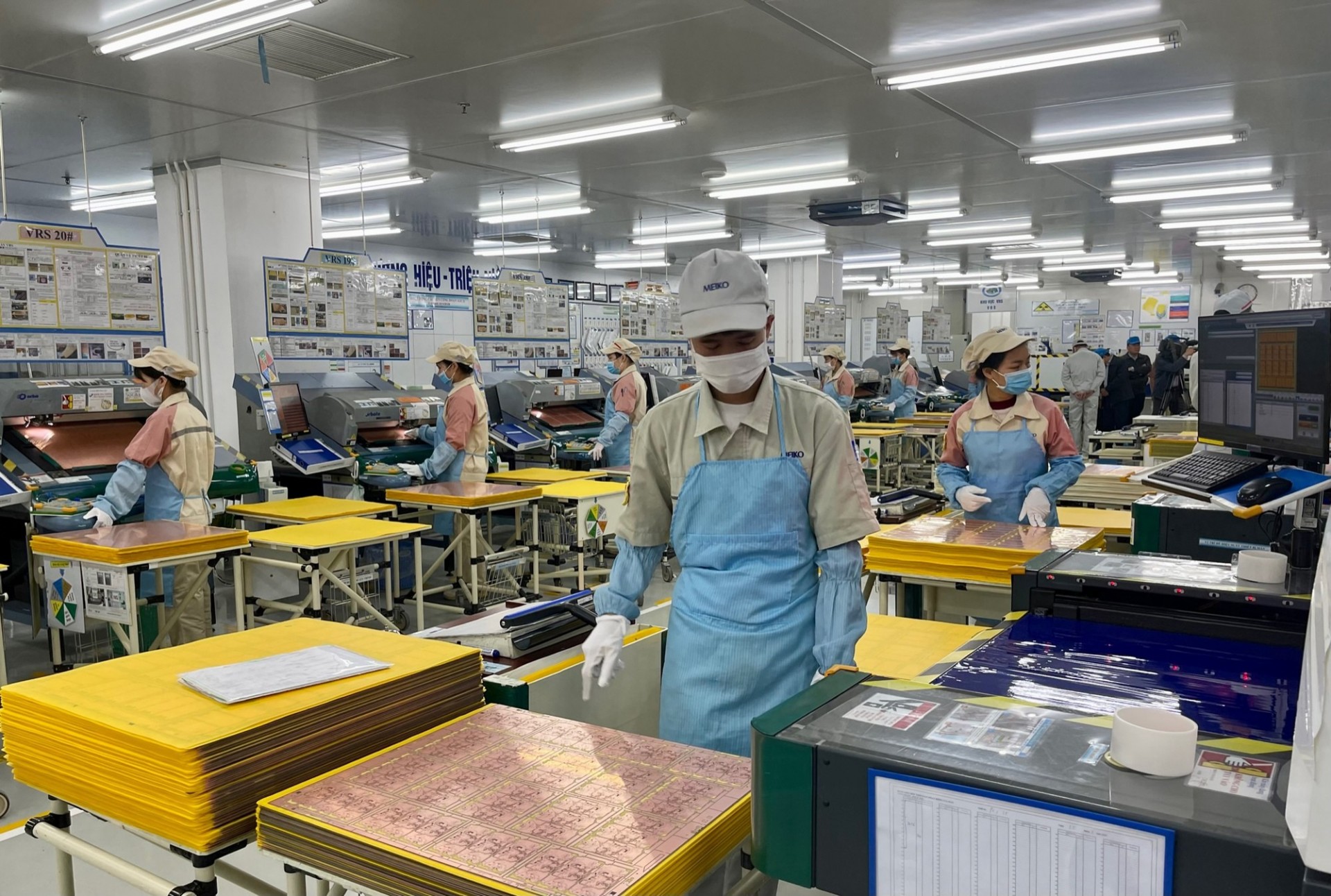 Vietnam’s business and investment environment attracts foreign investors - photo: VGP