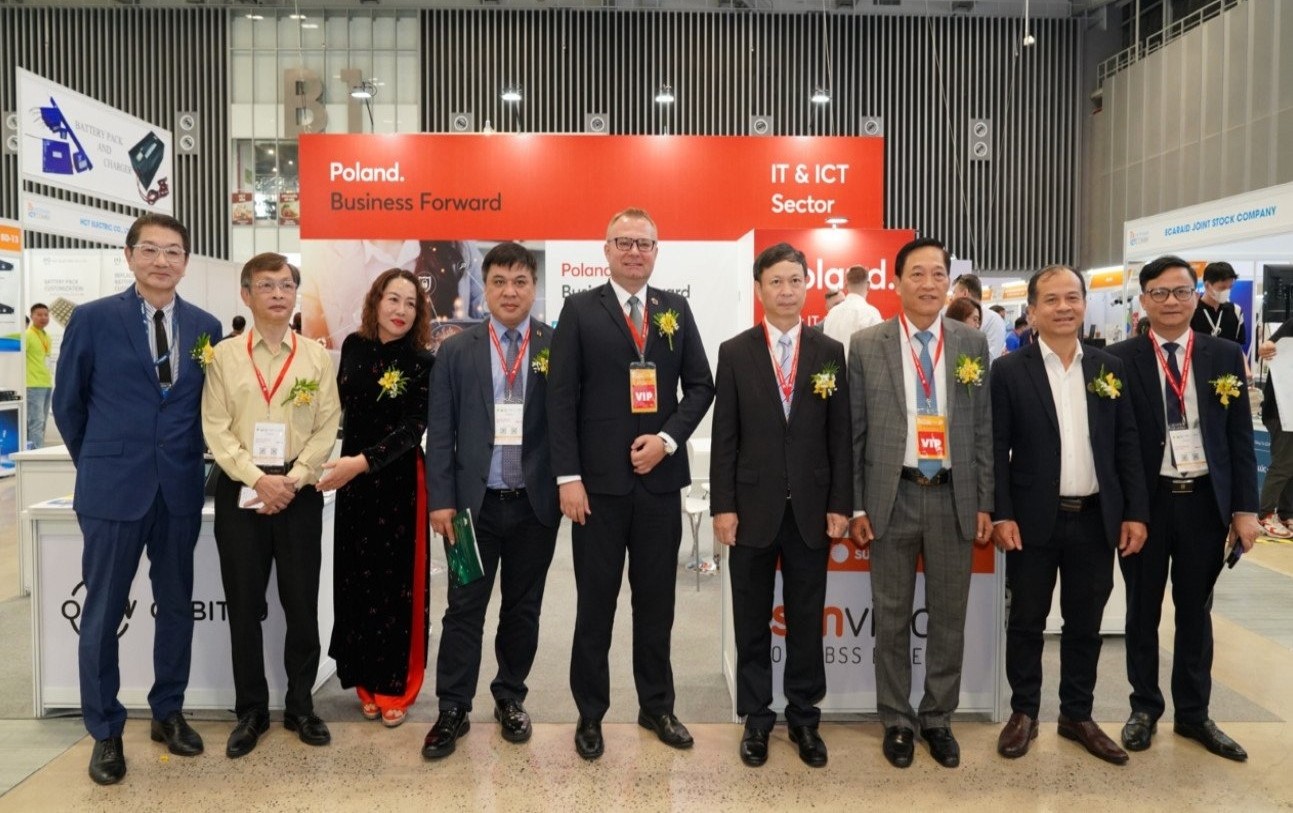 The international exhibition on telecommunication & information technology opens in HCMC The international exhibition on telecommunication & information technology opens in HCMC