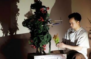 Playing with lights and shadows