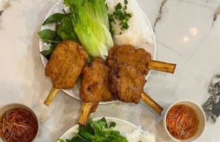 Sugarcane shrimp paste, spring roll selected among top 100 tastiest dishes in the world