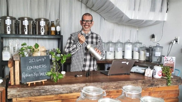 Michael plans to stay in Việt Nam indefinitely and hopes to grow old in this beautiful country. Photos courtesy of Michael Hytinen