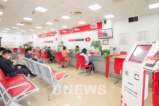 View of a Techcombank’s transaction office in Hà Nội. In the second quarter of 2024, Techcombank gained a net profit of more than VNĐ411 billion from foreign exchange trading activities. Photo bnews.vn