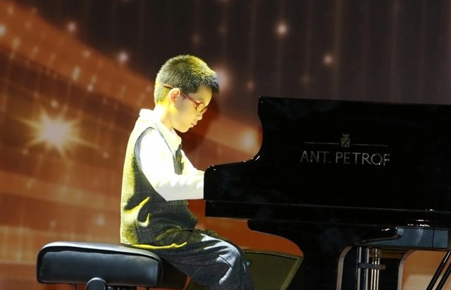 Visually-impaired boy moves audience of Việt Nam’s Piano Got Talent