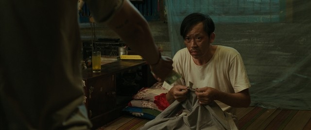 Veteran actor Hoài Linh as Mr. Đào.  Veteran actor Hoài Linh as Mr. Đào.