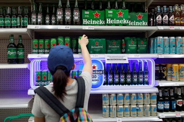 A customer at a supermarket in HCM City. VNA/VNS Photo