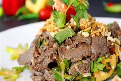 Gỏi bò (Vietnamese Beef Salad)  (Photo: Internet) Gỏi bò (Vietnamese Beef Salad)  (Photo: Internet)