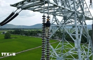 Quang Trach – Pho Noi 500kV circuit-3 power transmission line operational