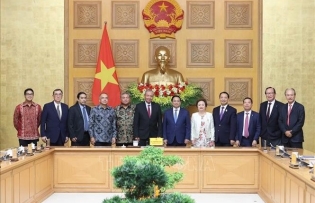 PM urges ASEAN BAC to work together with ASEAN countries in key areas