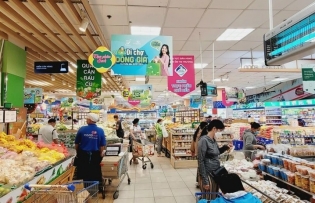 Vietnam looks for ways to spark domestic consumer demand
