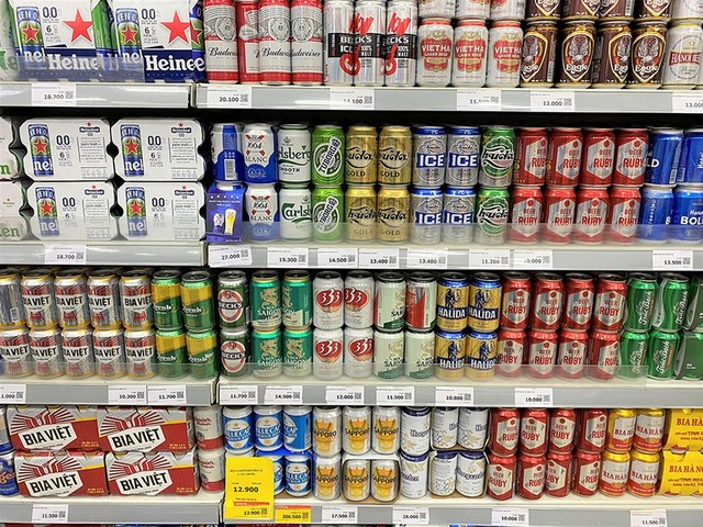 Beer products on dispay at a Vietnamese supermarket