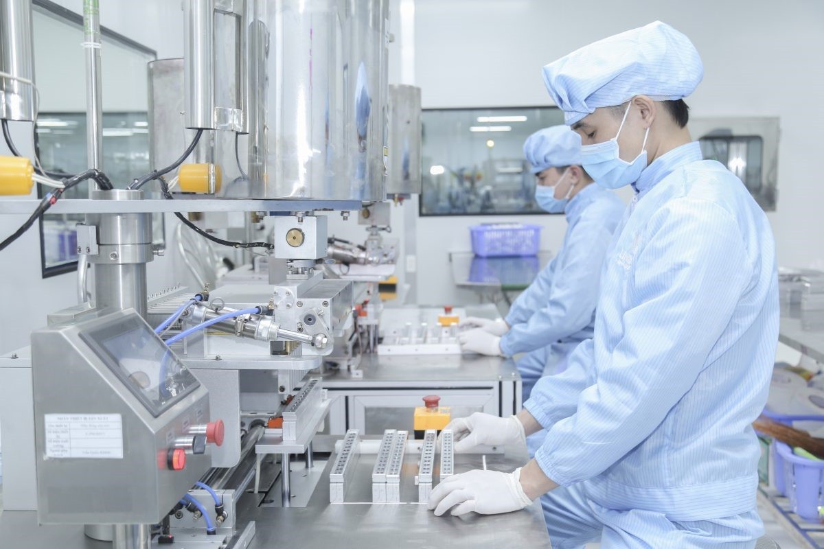 Thai Huong has quickly learned, accessed, researched and acquired advanced technologies in cosmetics production