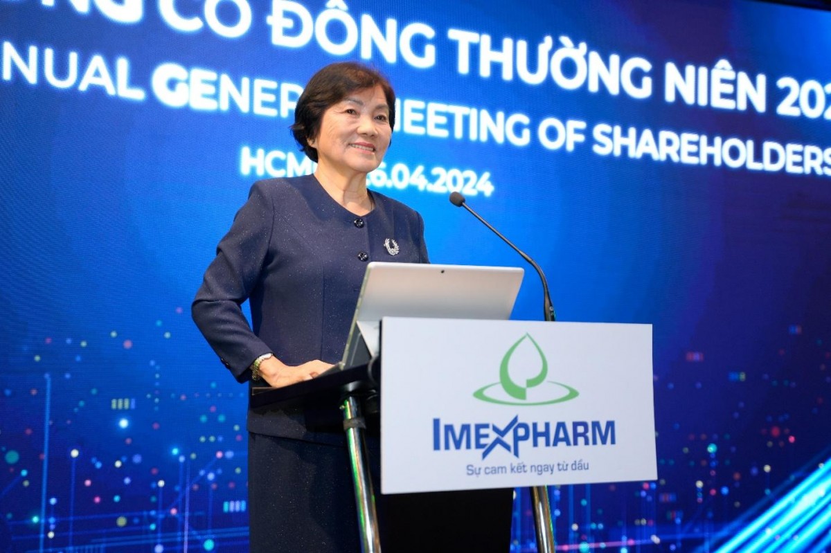 CEO Tran Thi Dao speaks at Imexpharm's 2024 Shareholders' Meeting (Source: Imexpharm)