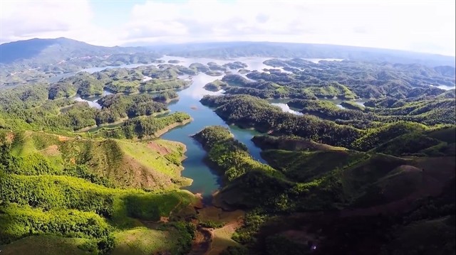 A view of Tà Đùng Lake in Tà Đùng National Park in the central highland province of Đắk Nông. VNA/VNS Photos Hưng Thịnh
