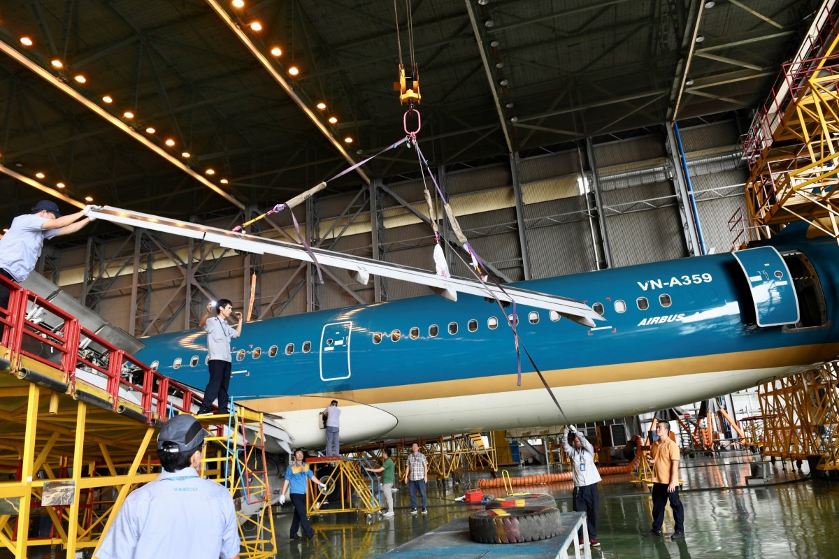Aircraft maintenance at the Vietnam Airlines Engineering Company Limited (VAECO) - photo: VAECO