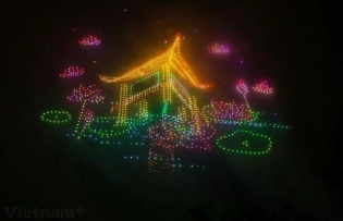 West Lake to be lit up with 2,025 colourful drones