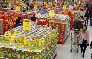 Vietnamese products dominate Tet market