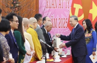 Party chief hosts OV representatives returning home for Homeland Spring 2025