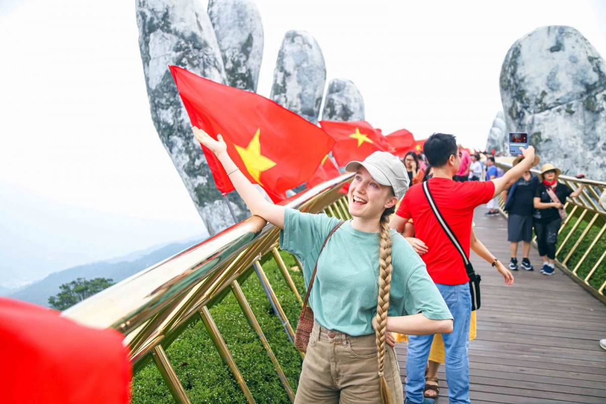 The number of international tourists to Vietnam has grown strongly - photo: VNA