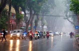 Cold, wet weather expected during Tet holiday