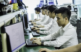 Internet in Vietnam: Remarkable progress after 27 years