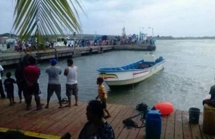 Vietnam conducts citizen protection in shipwreck off Nicaragua