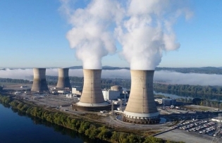 Vietnam strengthens global cooperation in atomic energy