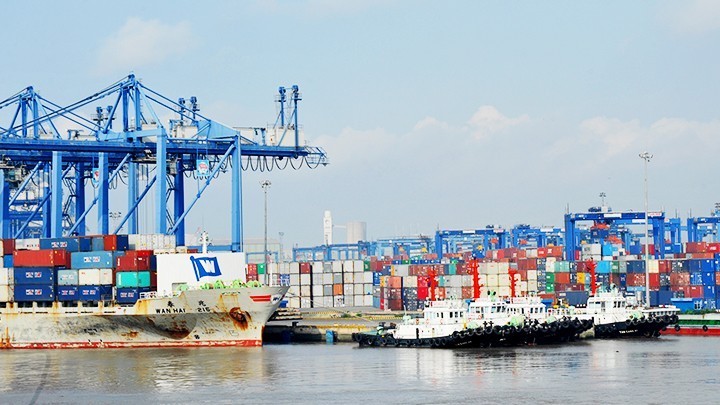 The total value of Vietnam’s imported goods worth less than 1 million VND via express delivery services in 2023 was estimated at 27.7 trillion VND (1.1 billion USD).