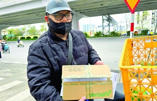 Plastic packaging raises environmental, cost concerns