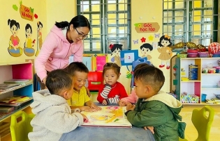 Humanitarian and practical policies in education