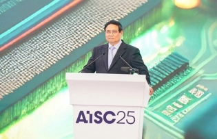 PM urges global partners to support Vietnam's AI, semiconductor development