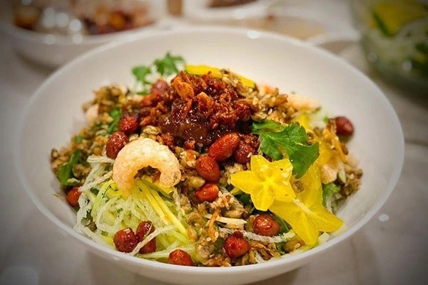 Cơm hến is the favourite of Hue locals and tourists (Photo: Internet) Cơm hến is the favourite of Hue locals and tourists (Photo: Internet)