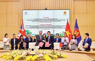 Vietnam, UK sign MoU on consumer protection