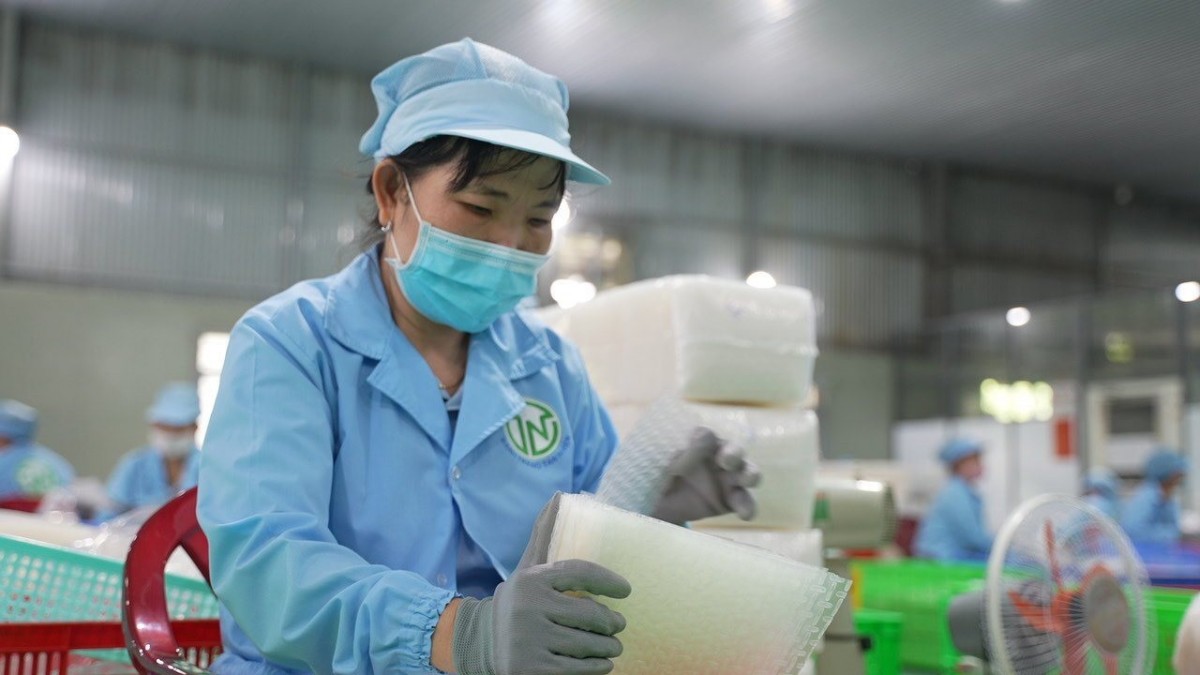 1.	Businesses have become more proactive in shifting to green production