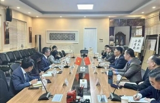 Vietnam, China expand research collaboration