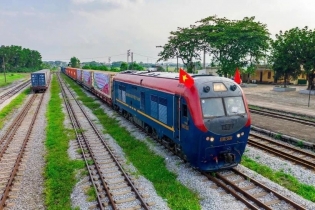 Lao Cai-Hanoi-Hai Phong railway hoped to boost Vietnam’s 2nd largest economic corridor
