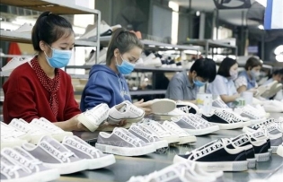 Vietnamese garment, textile firms brace for US tariff’s impacts
