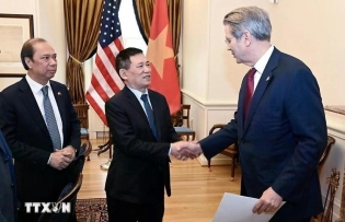 Deputy PM meets lead US negotiator for trade talks with Vietnam