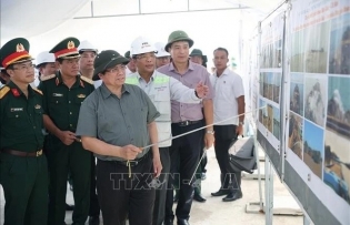 Can Tho-Ca Mau expressway project must be completed by December 19: PM