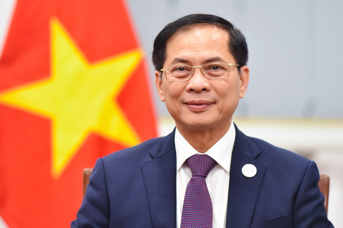 Deputy Prime Minister and Foreign Minister Bui Thanh Son Deputy Prime Minister and Foreign Minister Bui Thanh Son
