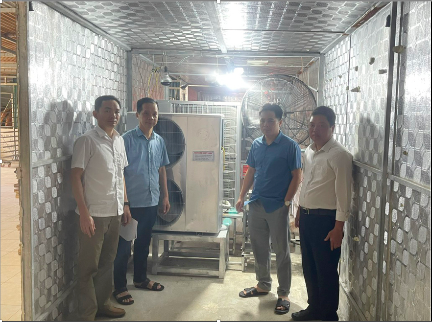 Final inspection of the project “Support for the Application of Advanced Machinery in Dried Radish Processing” implemented at Xin Man Agricultural Production Cooperative. Photo: Hai Ly