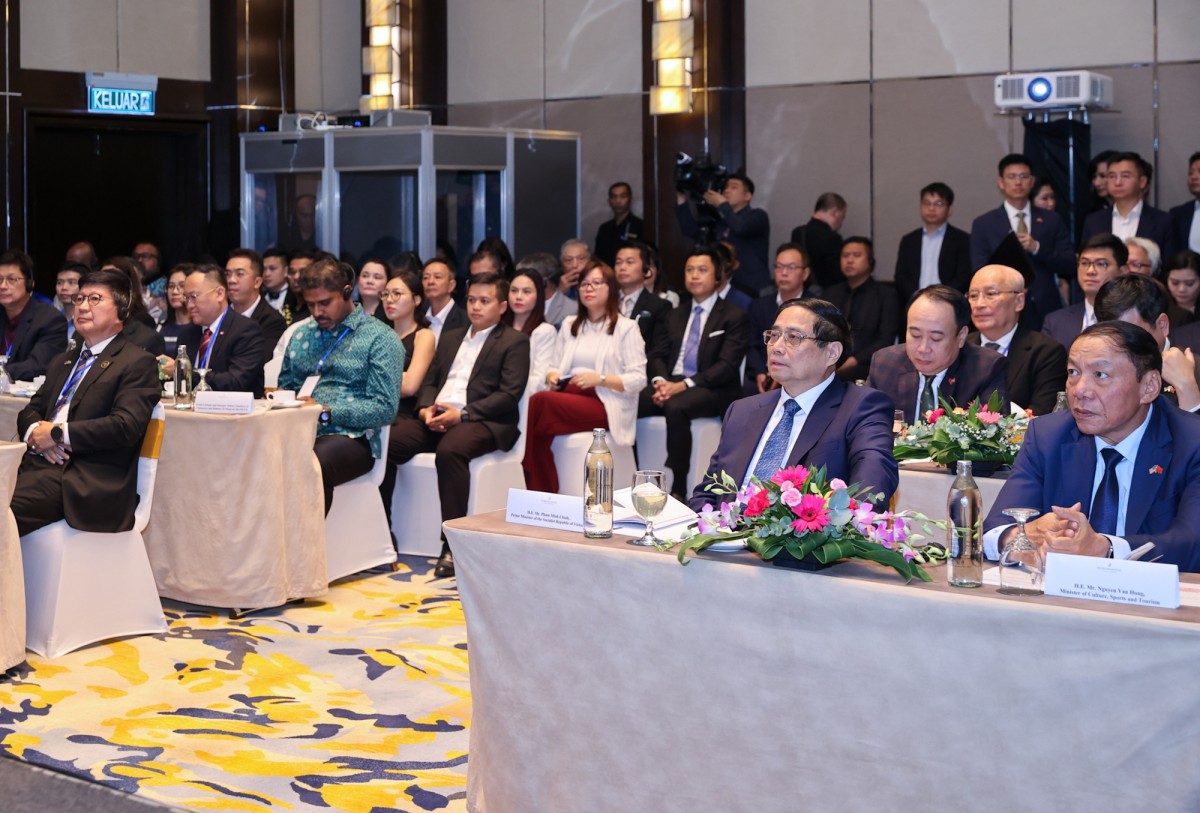 Prime Minister Pham Minh Chinh calls on Malaysian businesses to expand investment in Viet Nam
